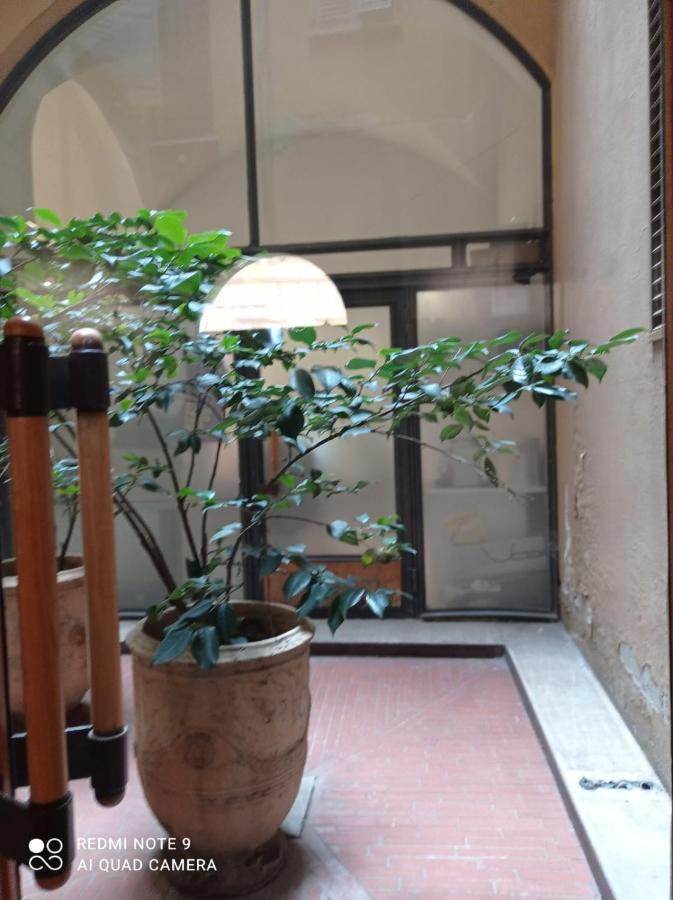 Bibi'S House Hotell Bologna Exteriör bild