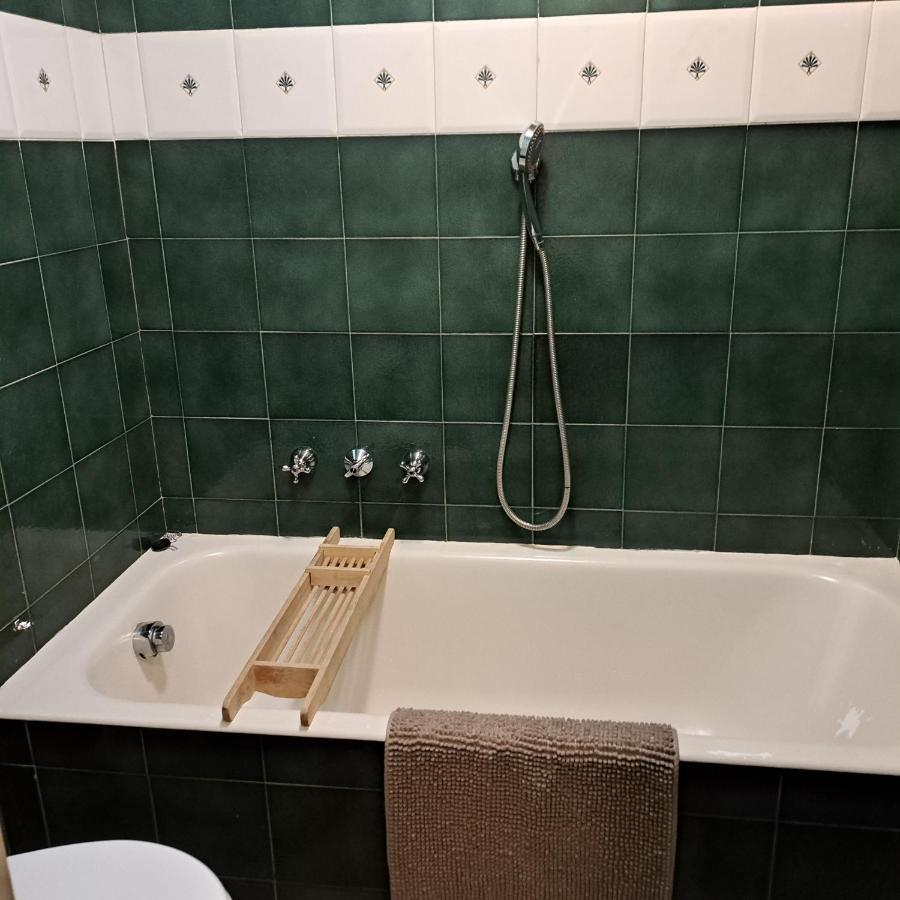 Bibi'S House Hotell Bologna Exteriör bild